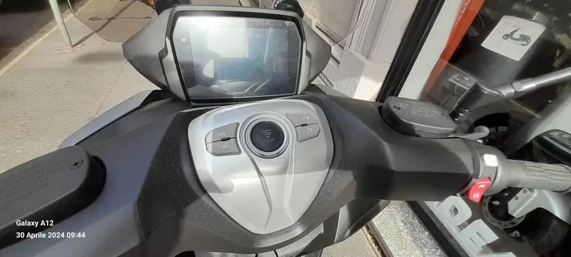 Voge Sfida SR4 MAX (2024 - 26) (5)