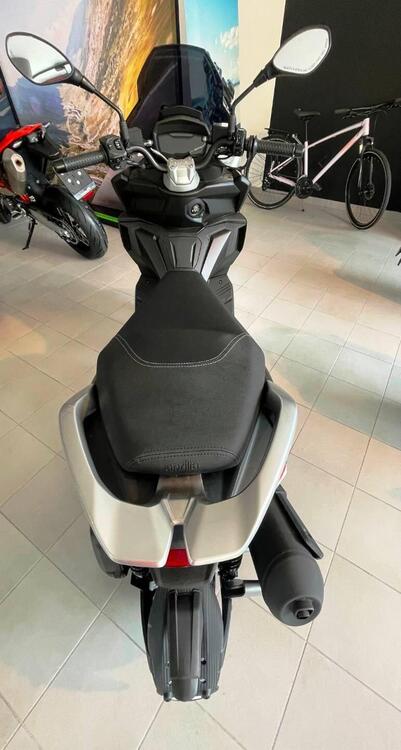 Aprilia SR 125 GT (2022 - 24) (4)