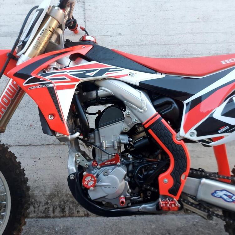 Honda CRF 250 R (2017) (2)