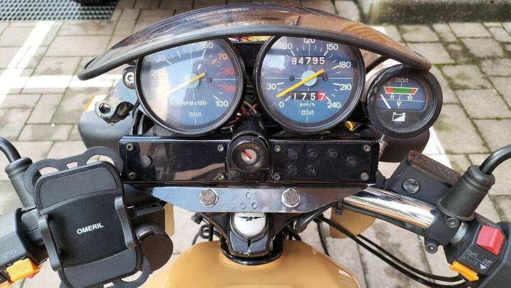 Moto Guzzi 1000 SP II (5)