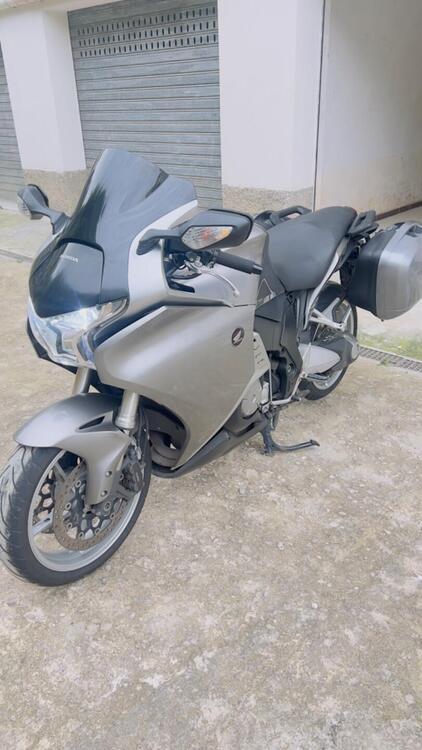 Honda VFR 1200 F ABS (2009 - 16)