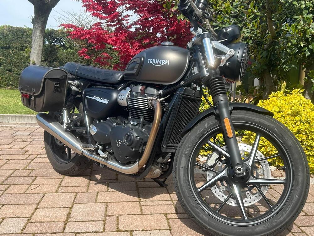 Triumph Street Twin 900 (2019 - 20)