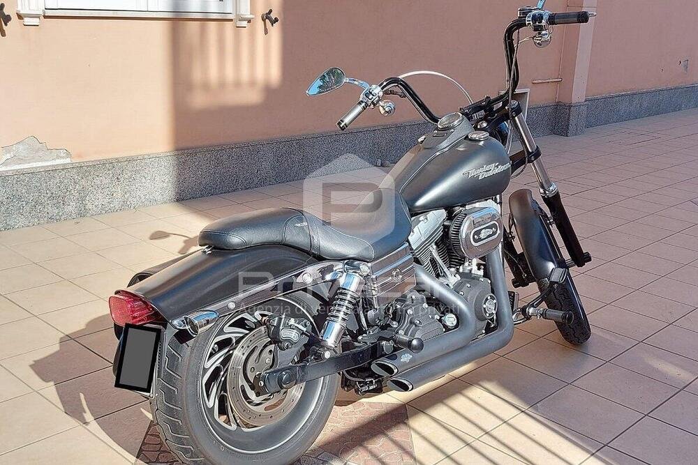 Harley-Davidson 1584 Street Bob (2007) - FXDB (4)