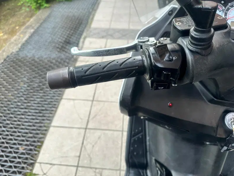 Kymco Xciting 300i R (2007 - 14) (10)