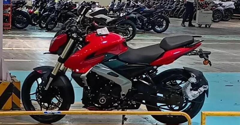 Imminente la presentazione della Bajaj Pulsar 400