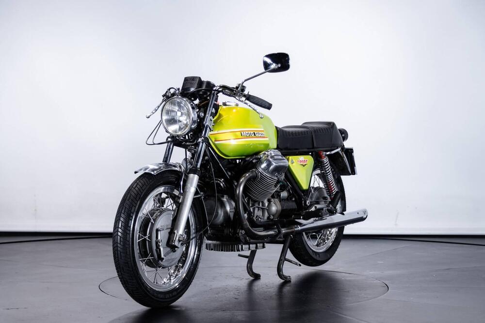 Moto Guzzi V7 SPORT (2)