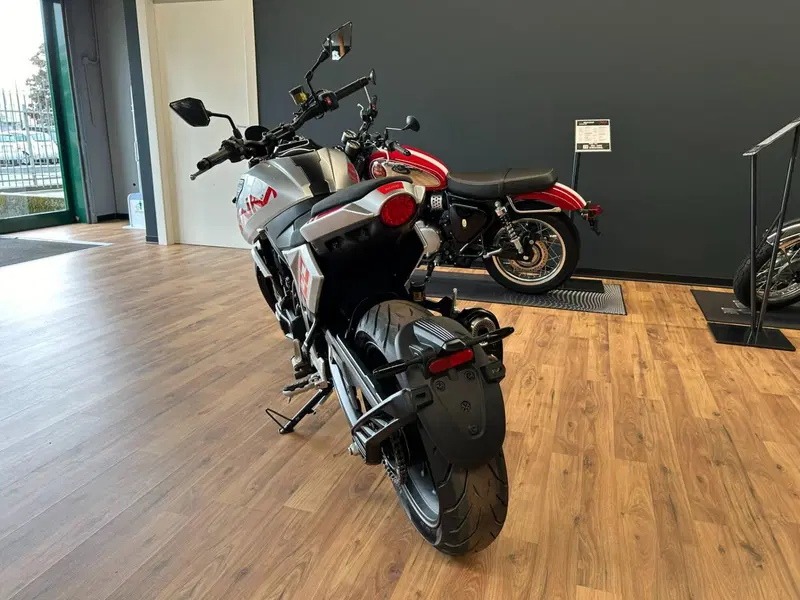 Swm Gran Milano 500 (2023 - 25) (10)