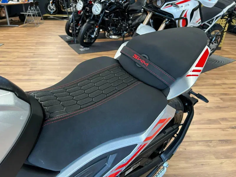 Swm Gran Milano 500 (2023 - 25) (19)