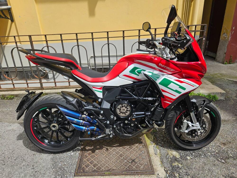 MV Agusta Turismo Veloce 800 RC SCS (2022 - 24)