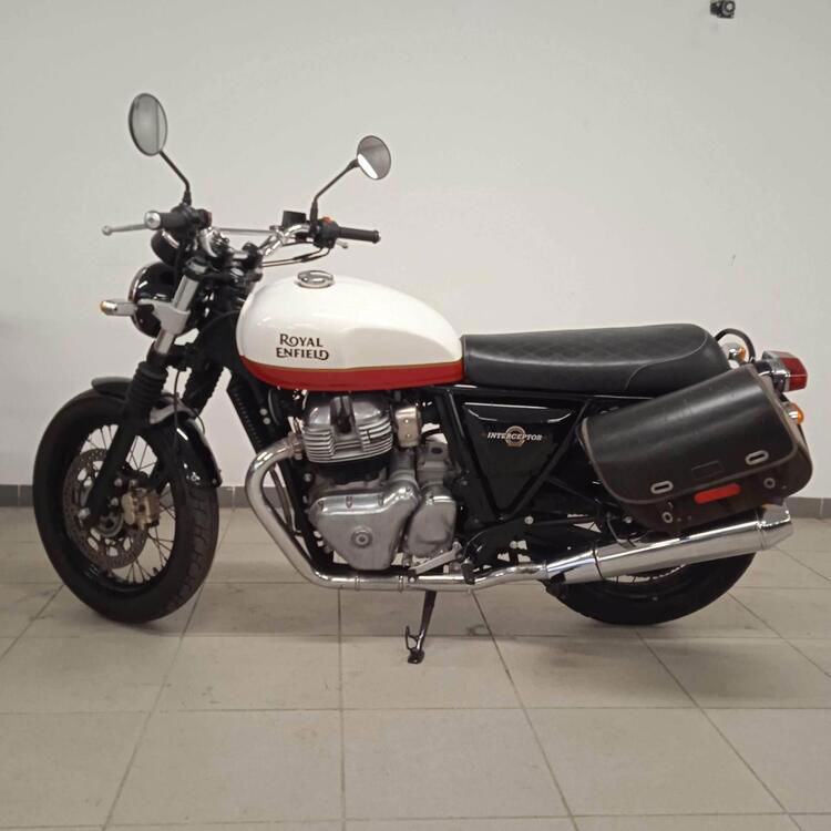 Royal Enfield Interceptor 650 (2021 - 24)