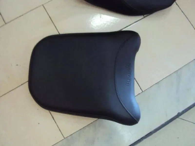 selle ribassate Benelli (2)