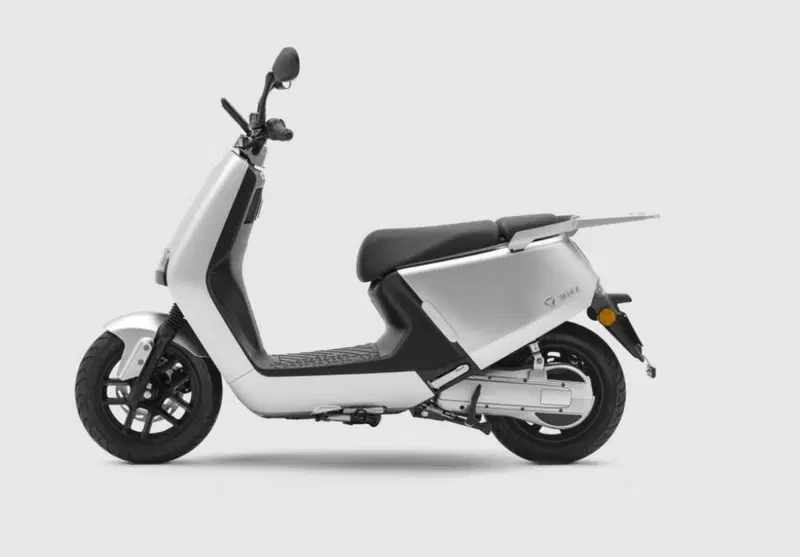 Yadea G5S (2022 - 26) (2)