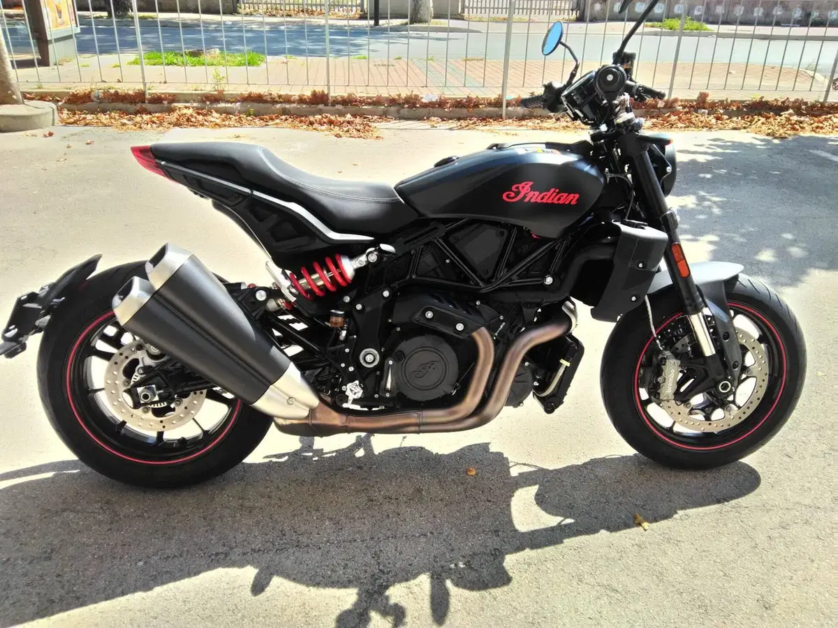 Indian FTR 1200 (2021 - 25) (4)