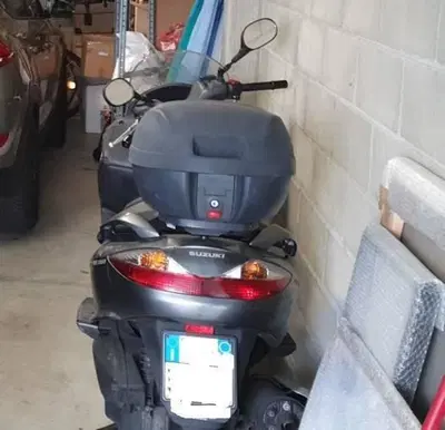 Suzuki Burgman UH 200 (2006 - 12) usata