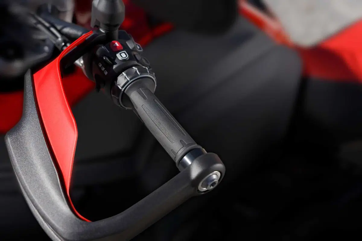 Anche BMW dice addio alla frizione: arriva ASA il cambio automatico "by wire" [GALLERY e VIDEO]