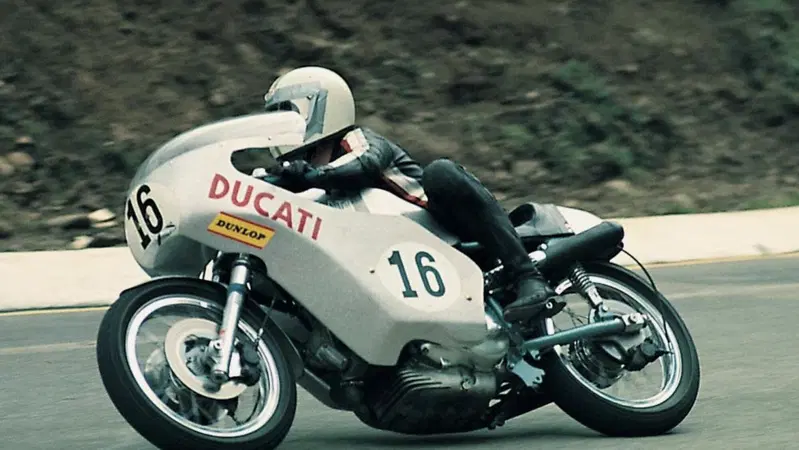 Ducati 750 Imola Desmo: all'asta la moto di Paul Smart. O forse no...