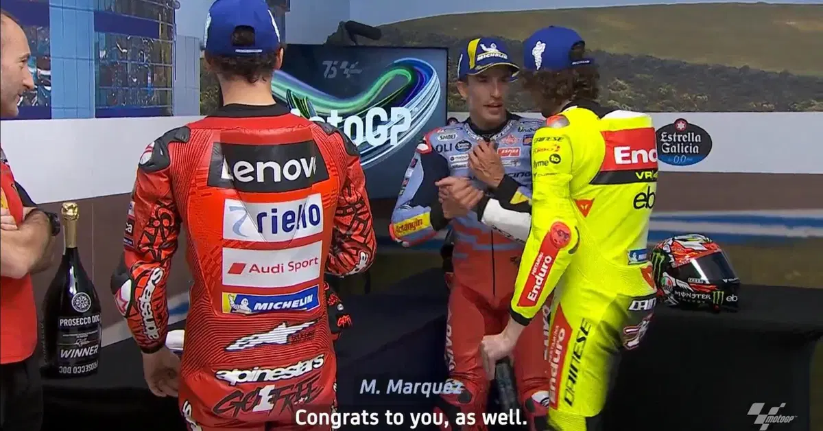 MotoGP 2024. GP di Spagna. Ma quant'&egrave; bello sentire i piloti sul podio commentare gli highlights? Ecco cosa si sono detti Pecco Bagnaia, Marc Marquez e Marco Bezzecchi dopo Jerez [VIDEO]