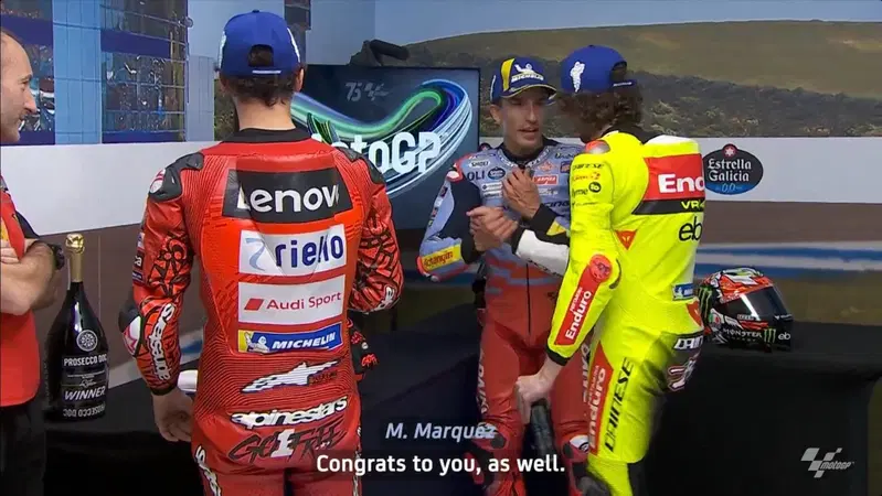 MotoGP 2024. GP di Spagna. Ma quant'&egrave; bello sentire i piloti sul podio commentare gli highlights? Ecco cosa si sono detti Pecco Bagnaia, Marc Marquez e Marco Bezzecchi dopo Jerez [VIDEO]