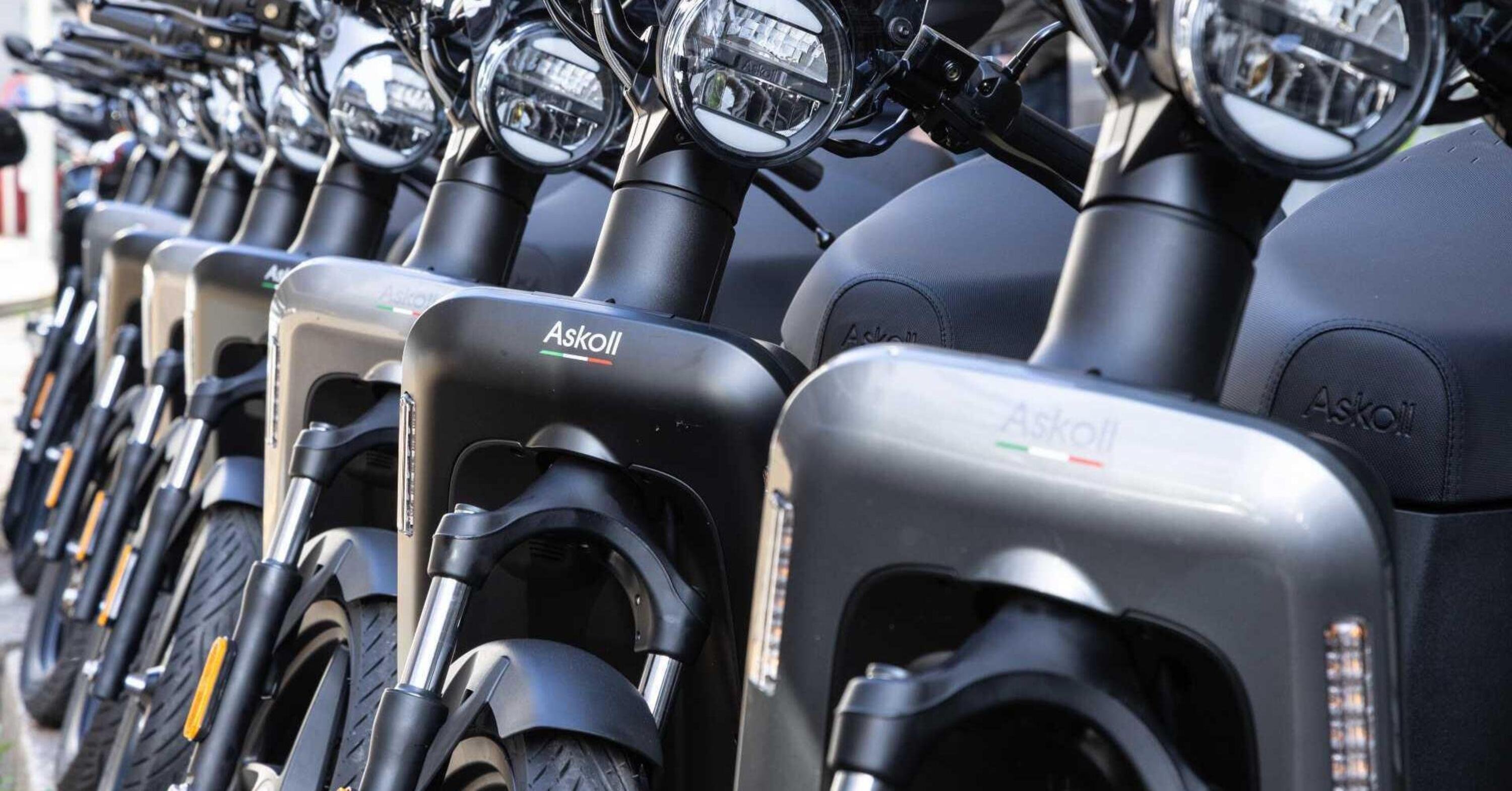 Anche ad aprile si sono venduti meno scooter e moto elettriche