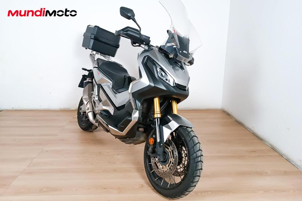 Honda X-ADV 750 (2017) (2)