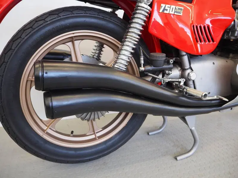 MV Agusta 750 America (5)
