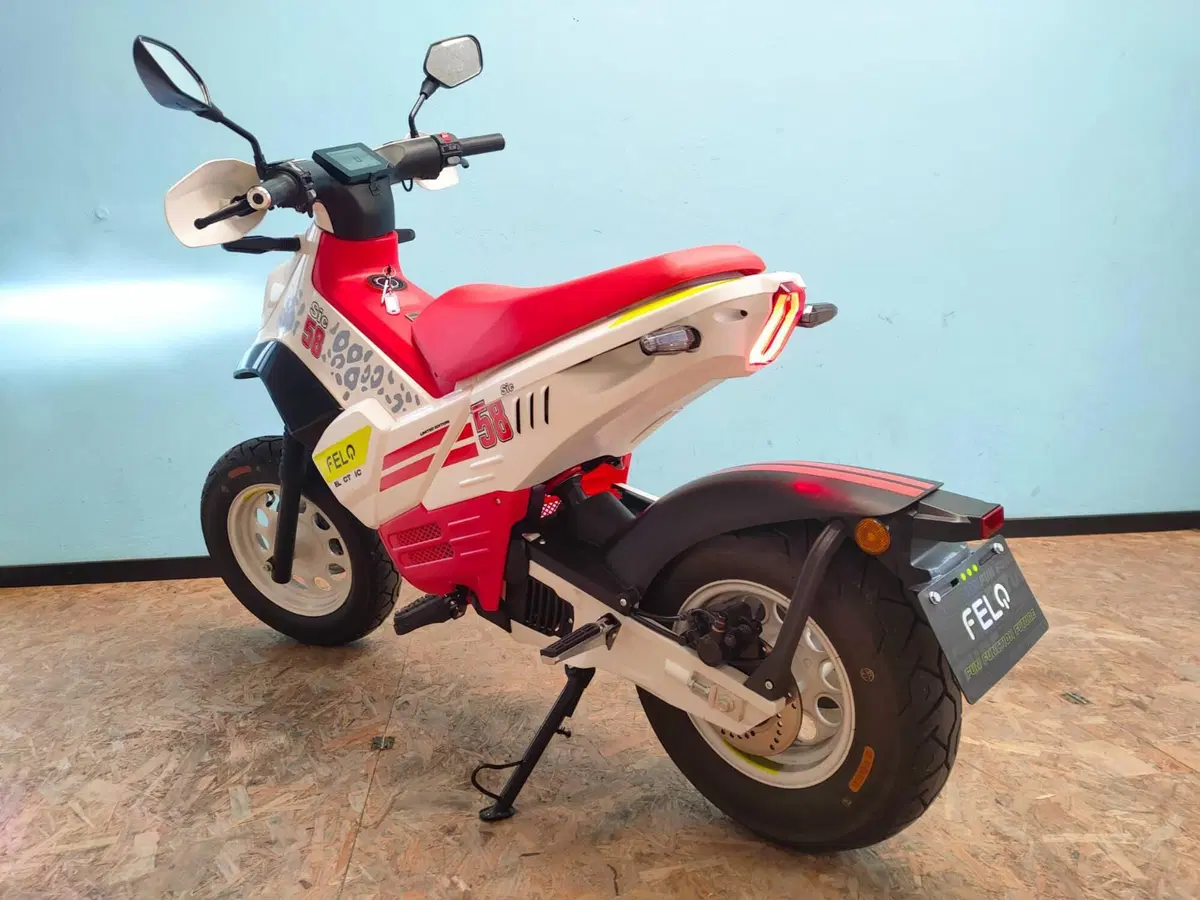 FELO Moto FW-03 Sic58 (2024 - 25) (6)