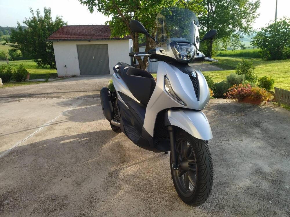 Piaggio Beverly 300 S ABS-ASR (2021 - 24) (5)