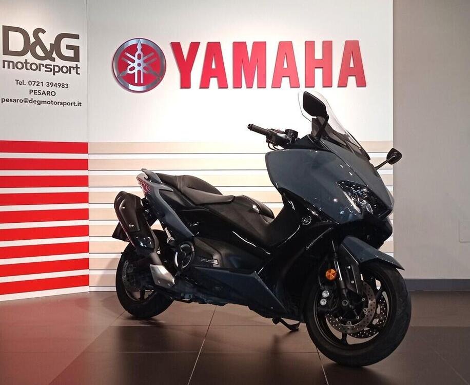 Yamaha T-Max 560 Tech Max (2021) (2)