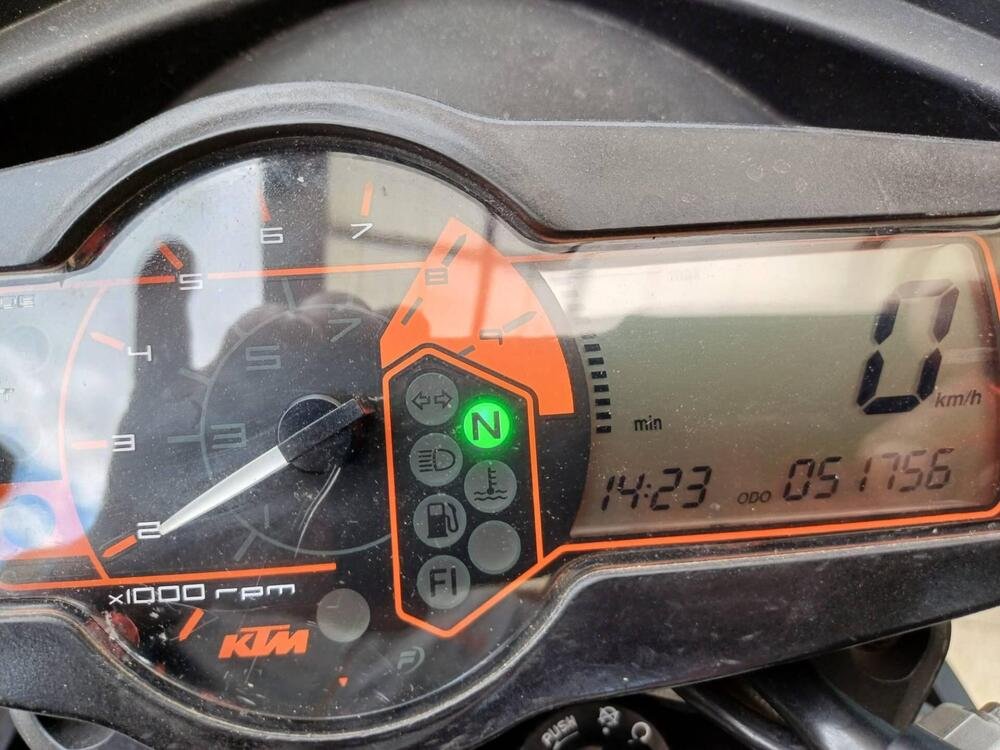 KTM 690 Supermoto (2)