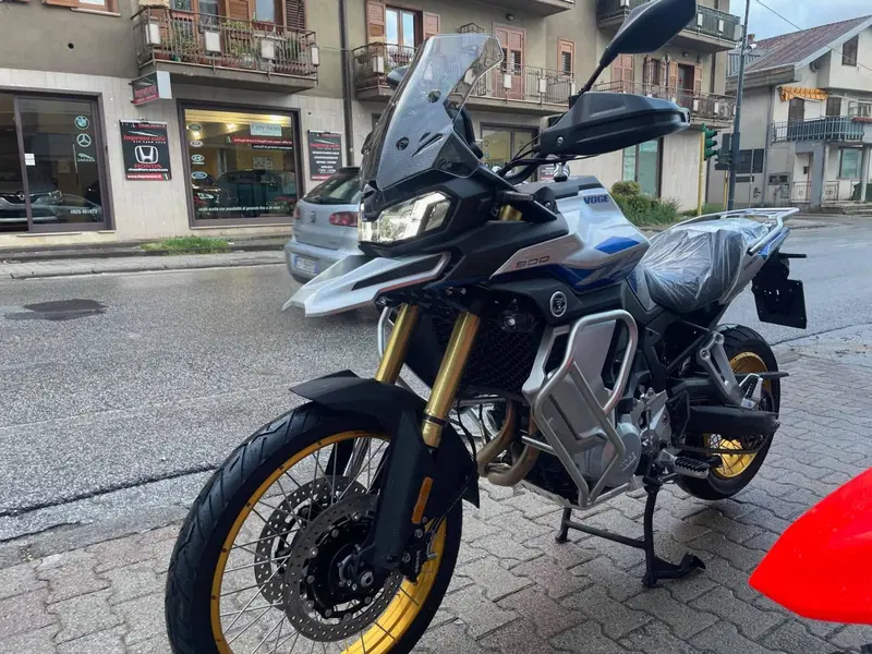 Voge Valico 900DSX (2024 - 26) (3)