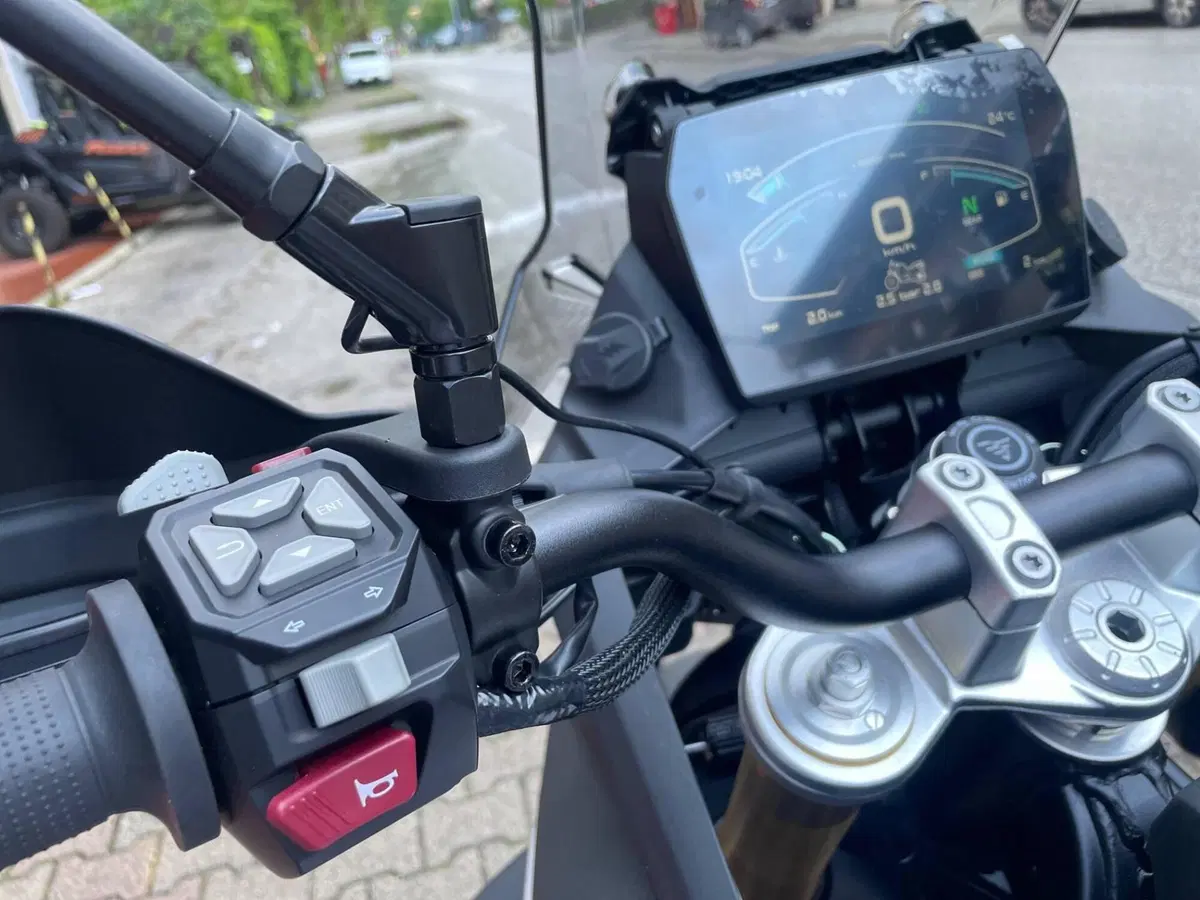 Voge Valico 900DSX (2024 - 26) (8)