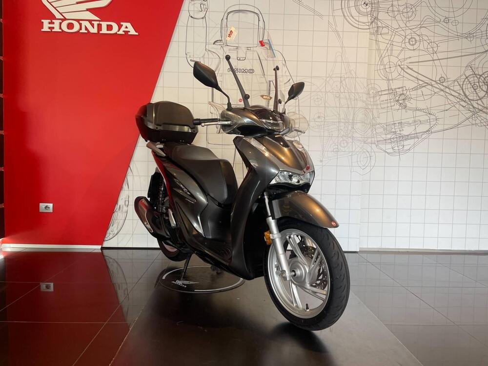 Honda SH 150i (2020 - 24) (2)