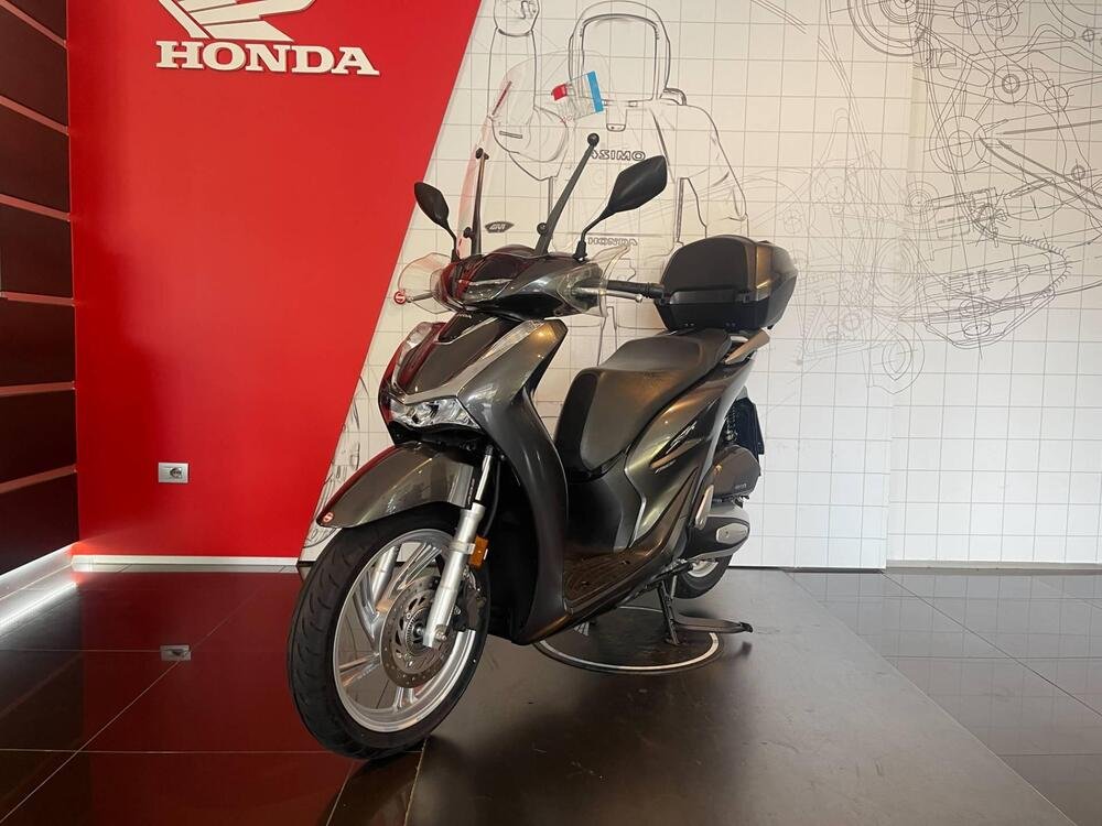 Honda SH 150i (2020 - 24) (4)