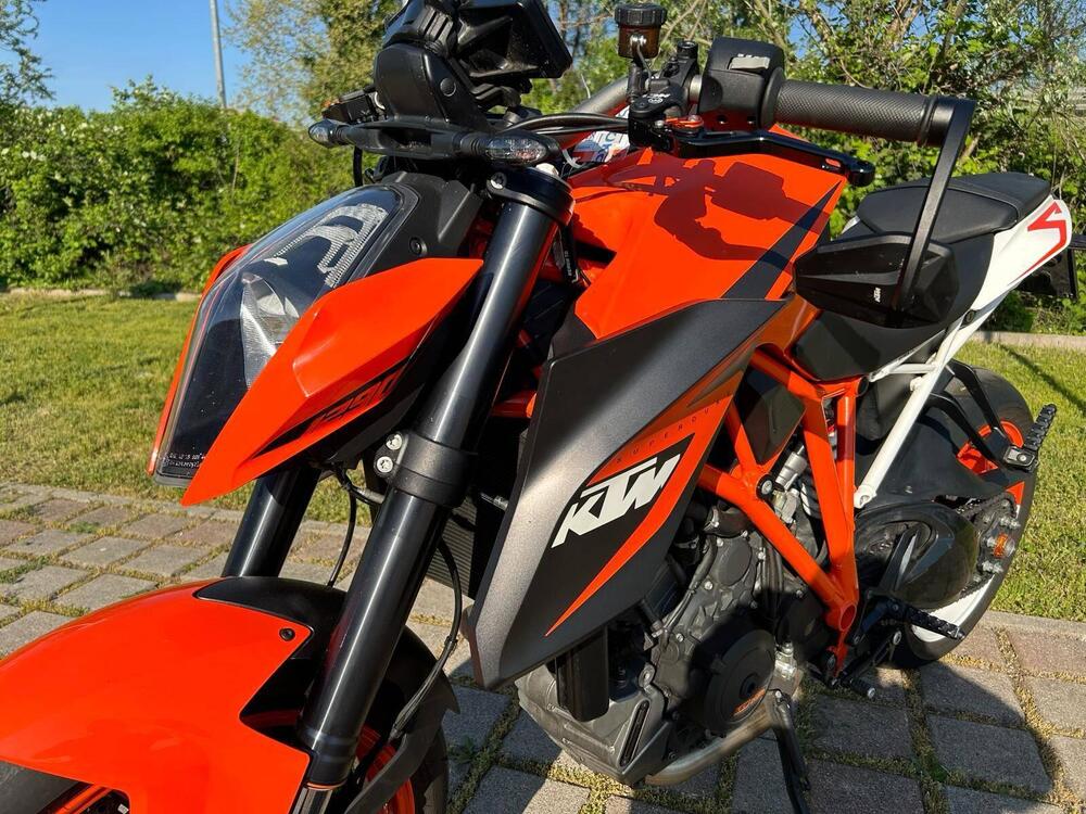 KTM 1290 Super Duke R ABS (2014 - 16) (4)