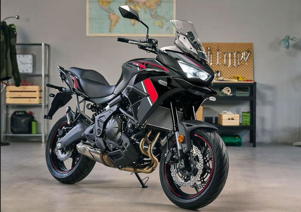 Kawasaki Versys 650 (2021 - 24) (2)