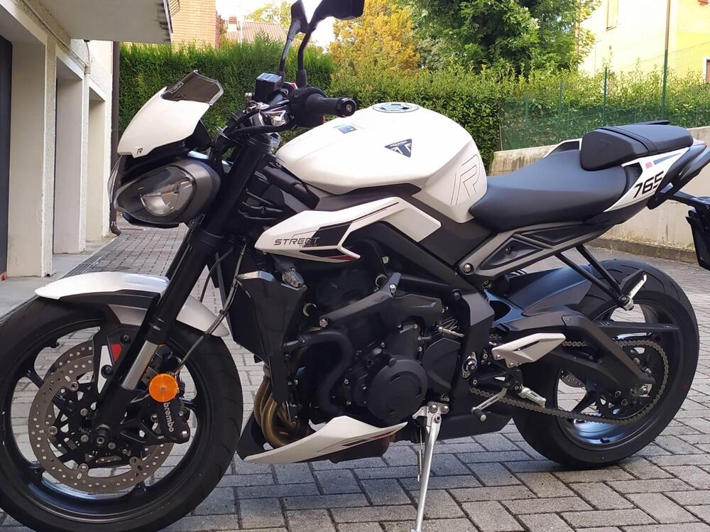 Triumph Street Triple 765 R (2023 - 24) (2)