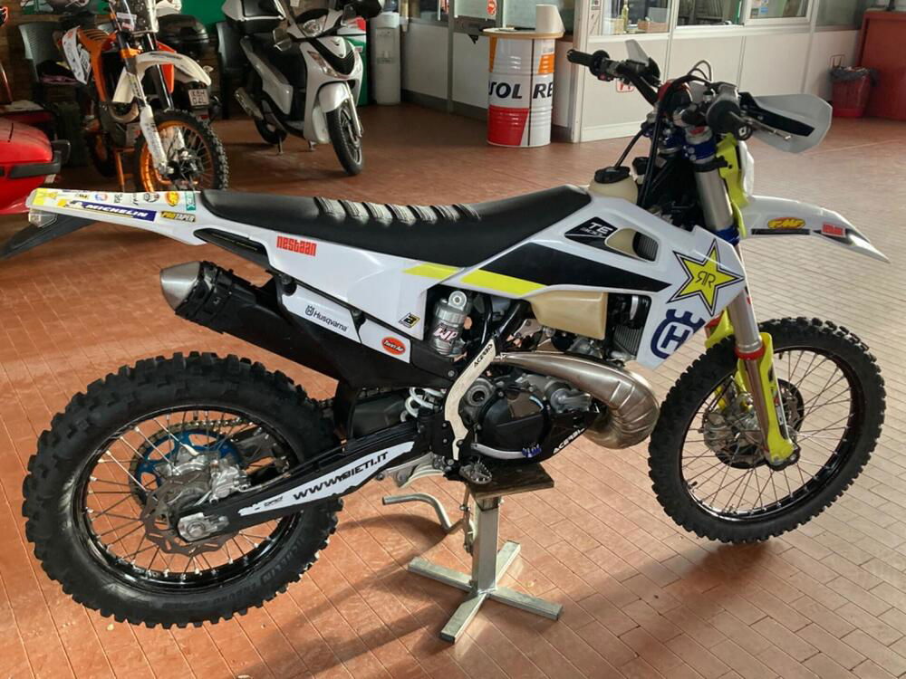 Husqvarna TE 300i Rockstar Edition (2021) (2)