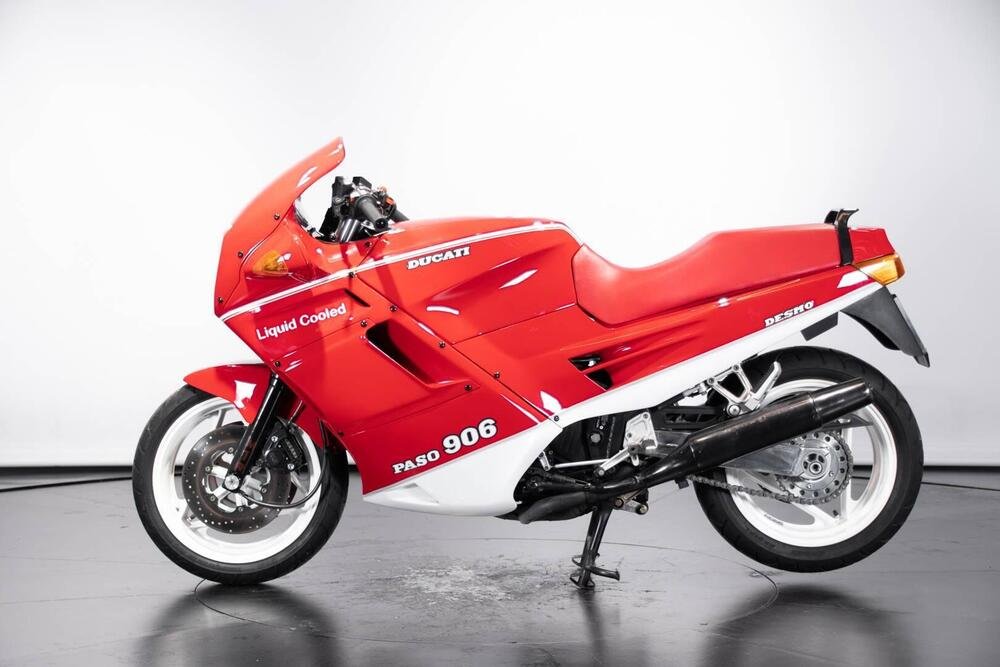 Ducati PASO 906 (5)