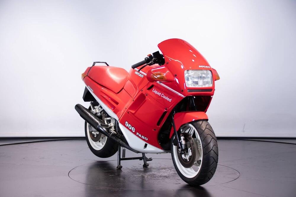 Ducati PASO 906 (3)