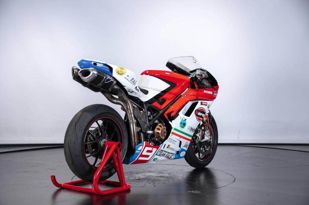 Ducati 1198 (2009 - 12) (4)