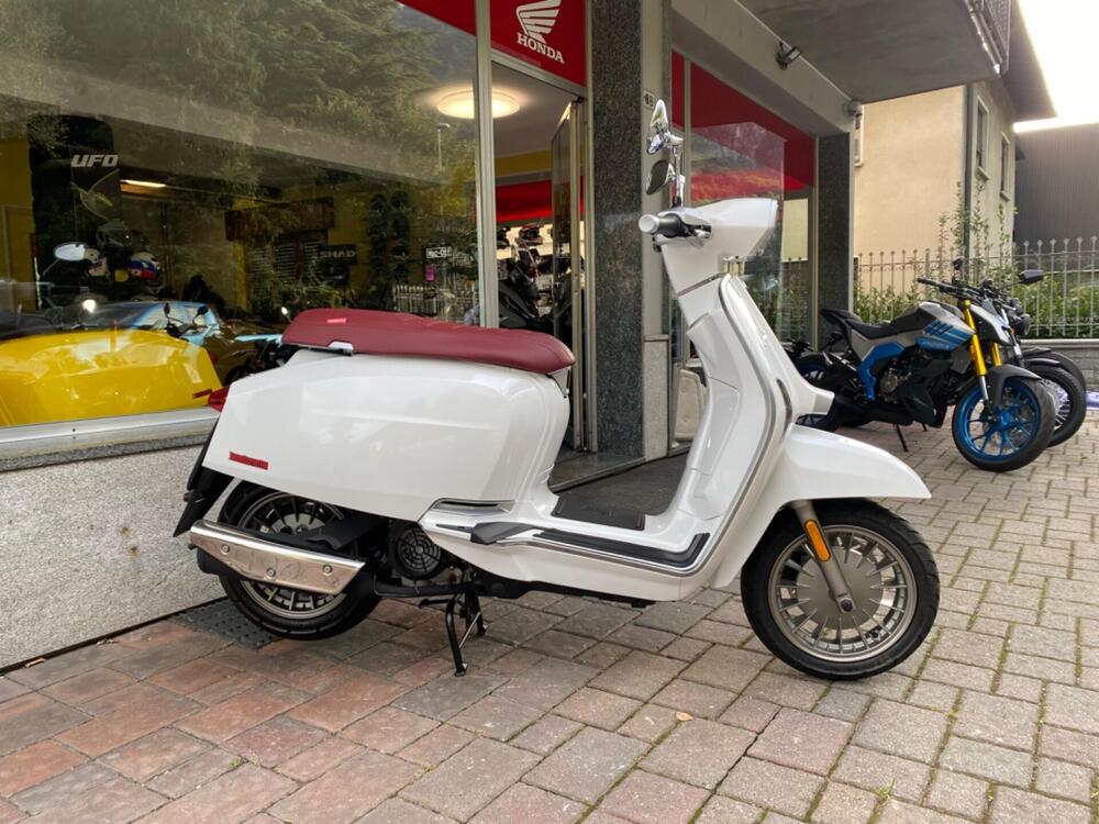 Lambretta V 200 Special (2021 - 24) (2)