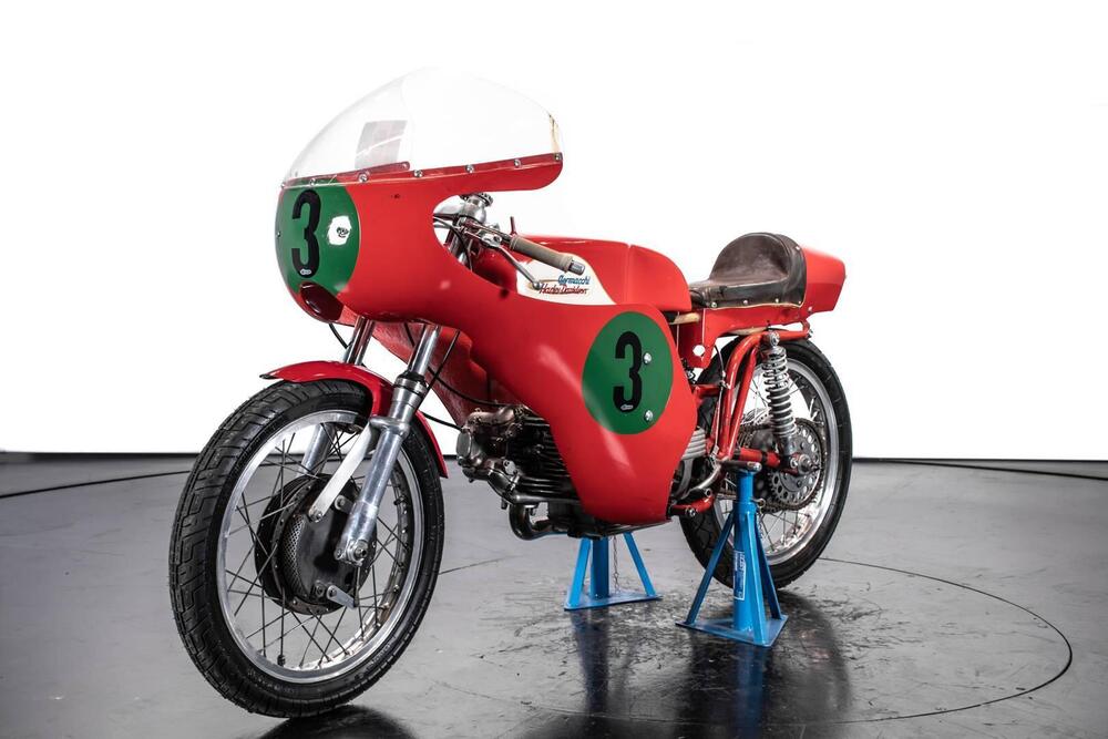 Aermacchi Harley-Davidson 250 S ALA D'ORO (2)