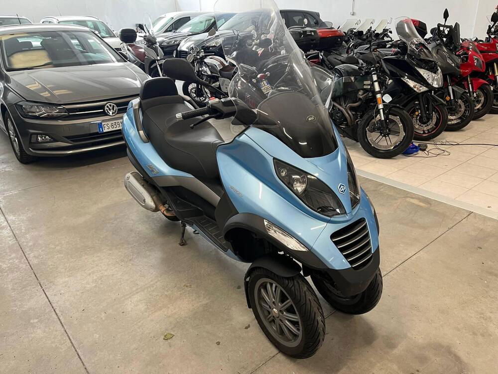 Piaggio MP3 250 i.e. (4)