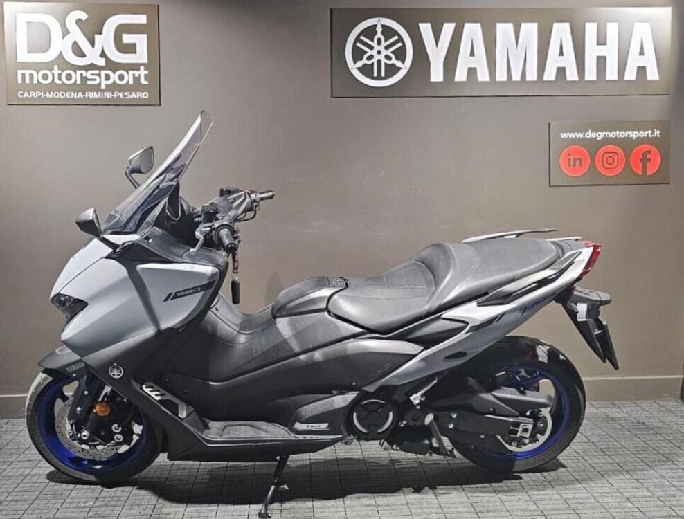 Yamaha T-Max 560 (2020 - 21) (4)
