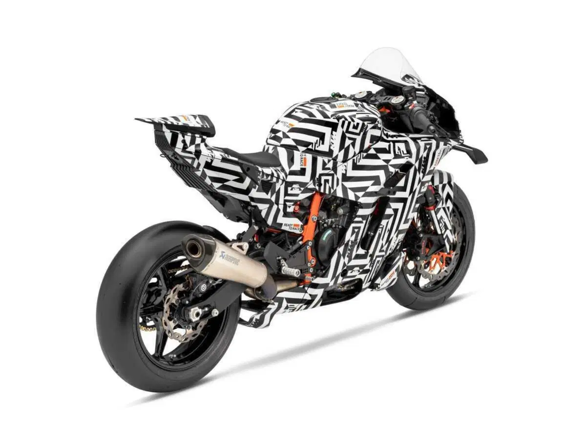 KTM 990 RC R, arriva il prototipo della sportiva carenata KTM! (2)