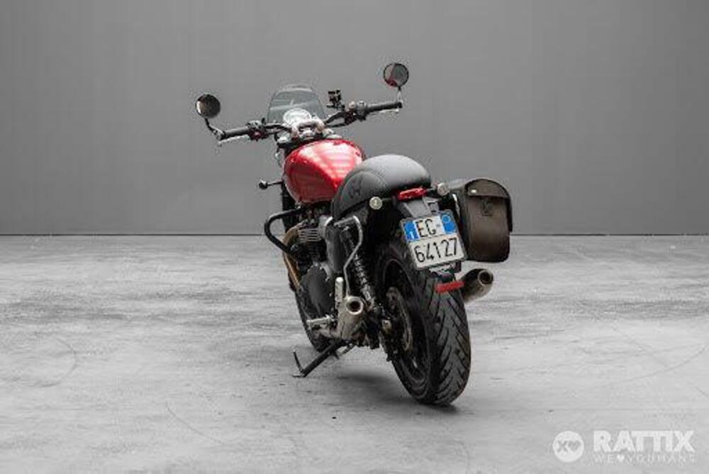 Triumph Street Twin 900 (2016) (5)