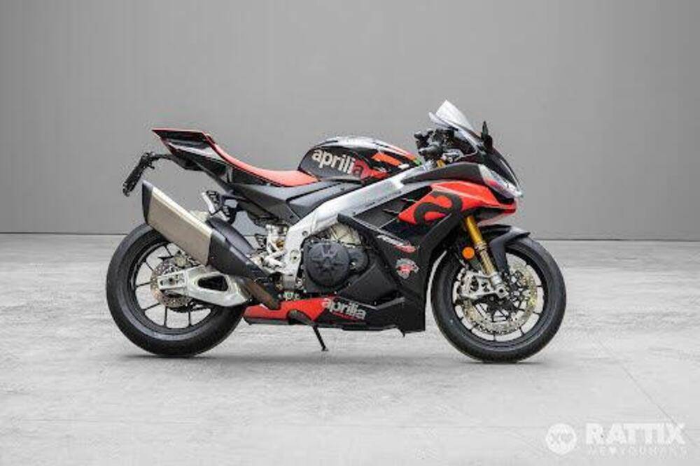 Aprilia RSV4 1100 Factory (2021 - 24) (3)