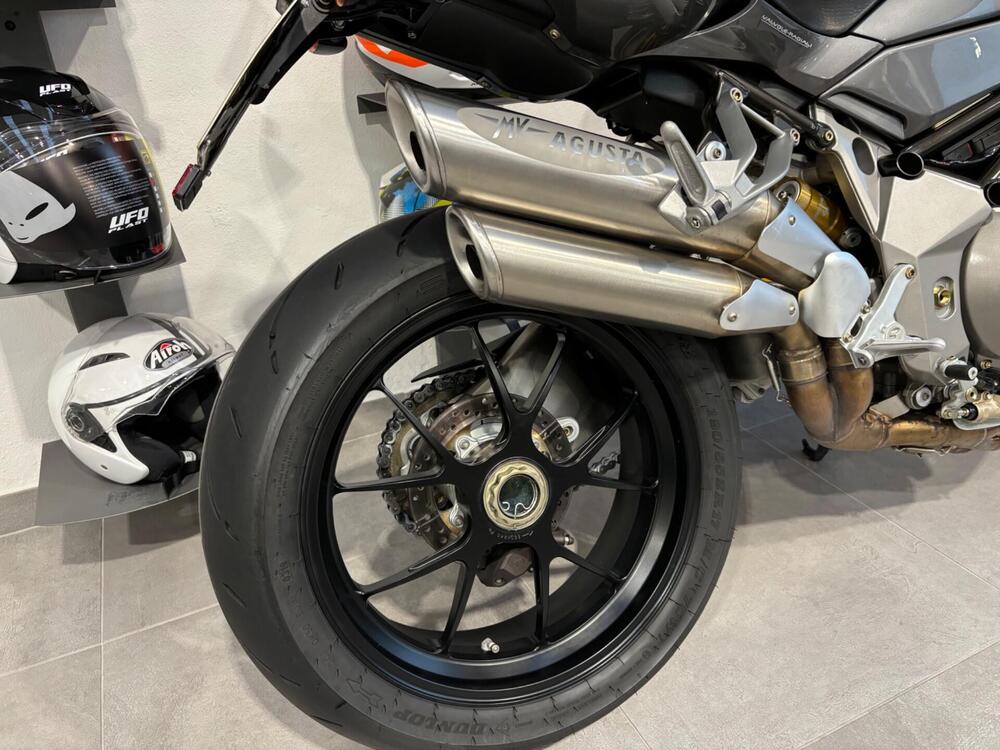 MV Agusta Brutale 910 R (2006 - 11) (3)