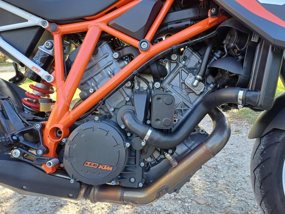 KTM 1290 Super Duke R ABS (2014 - 16) (2)