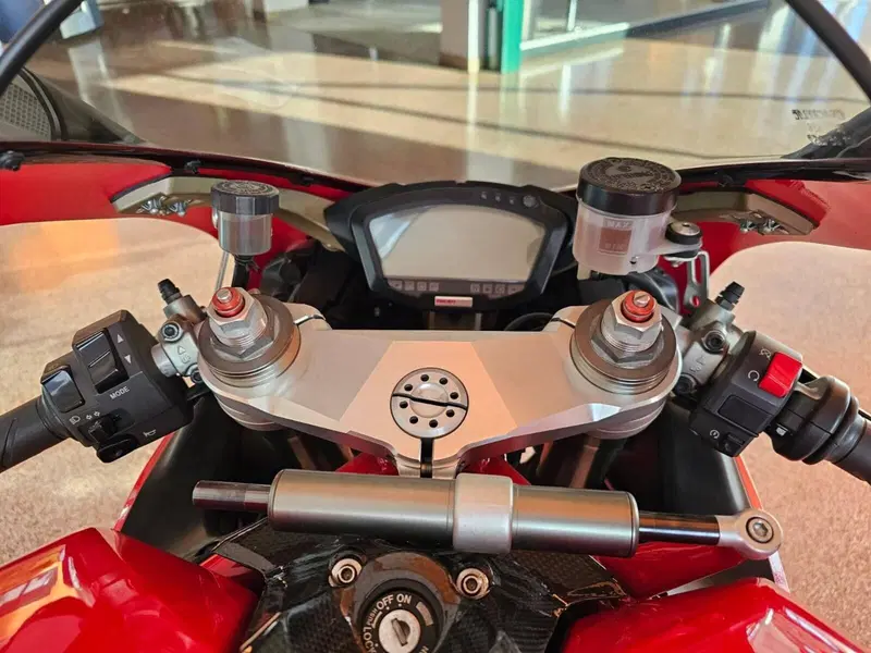 Ducati 1098 (2006 - 09) (15)